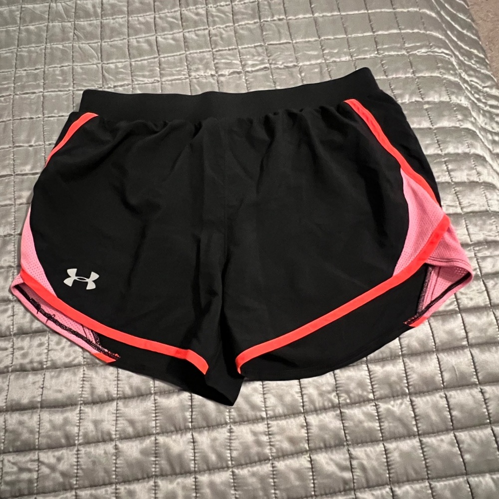 Under Armour loose SM/P/CH built in brief athletic shorts. Black with red trim.